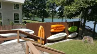 Peaceful Lake House Cabin 2, Kayaks Provided Free, Direct Water Access! - 3-Star