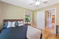 Open Concept /Spacious/ Private /Modern /Hardwoods - Wifi