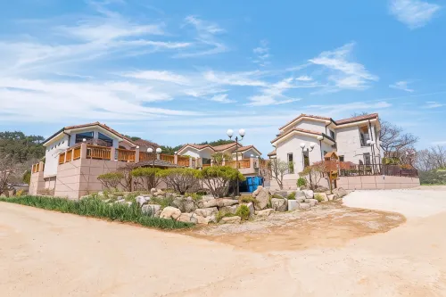Taean Ocean Terrace Pool Villa - maisons de vacances