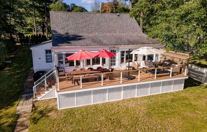 Luxury Lakefront Retreat - Private Beach, Dock & Cozy She Shed