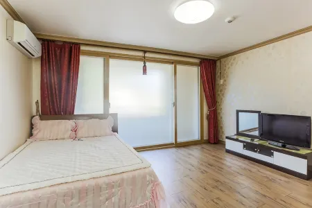 Muju Rainbow Pension