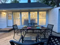 Walk to Metro Station Restaurant Shops 2K2Q1T 2Ba Single Family Home - Wifi