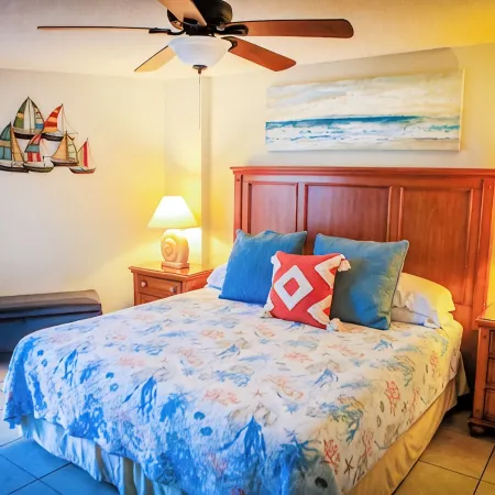 Florida Keys Condo with Pool, Beach Access, Marina, Pickleball & More