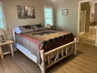 Cozy Coosawattee Cabin on Top of Eagle Mountain with Hot Tub, Fire Pit and Fun!! - Chalets