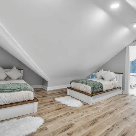 Kenmore Luxy Loft