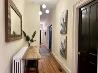 Large City Center House - 7 BEDS/2 BA w/ parking - 3つ星