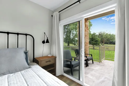 Welcome to “Gruene Lily Pad” a new river front condo steps away from Gruene! - 4-Star