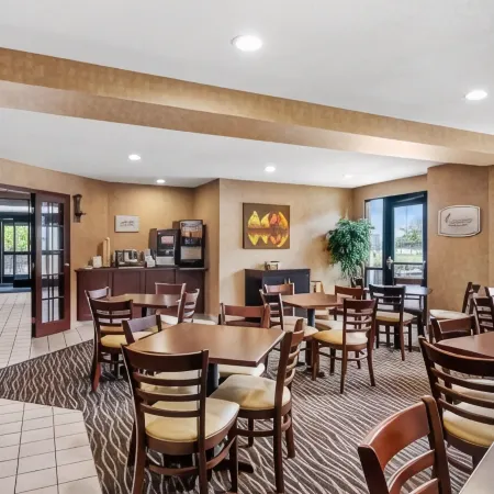 Sleep Inn & Suites Bay View Acme - Traverse City