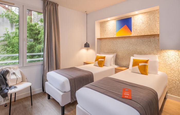 Hotel Izzy