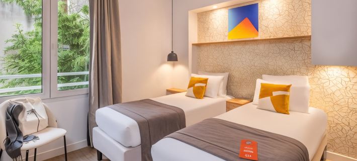 Hotel Izzy Отели в г. Париж