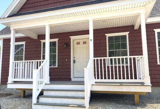 Upscale Spacious OOB Beach House - Seasonal Heated Pool