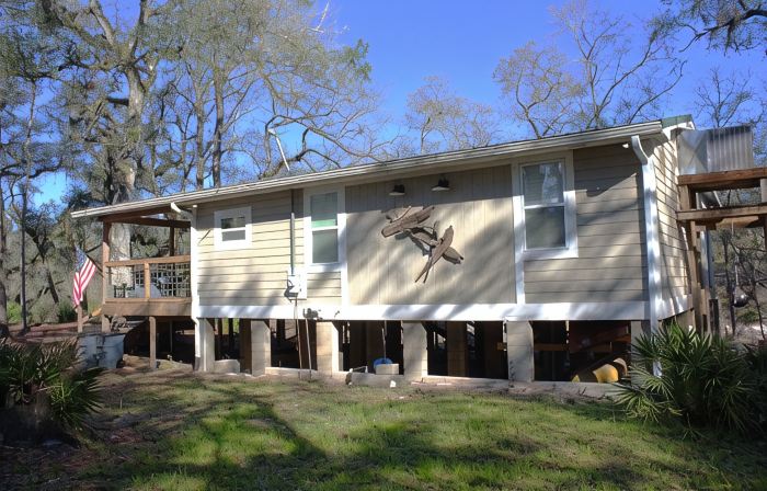 Enjoy semi-seclusion on the beautiful Suwannee River