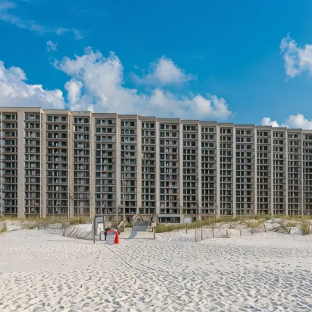 Exquisite Phoenix VII 7604 Sleeps 8-Direct Beachfront, Fabulous Amenities!