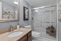 Winter Getaway with Cozy Fireplace in This Elegant Lake Geneva Condo & King Bed. - Wifi