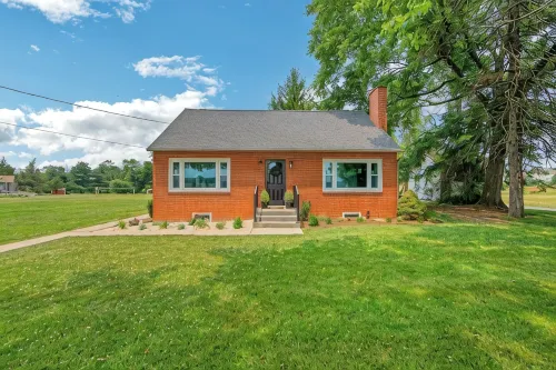 Unique Cottage + King Bed + Kids toy room - 4-Star