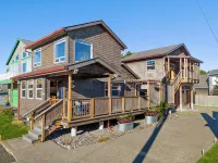Beautiful Family Home, Less than one Block to the Beach - Boutique