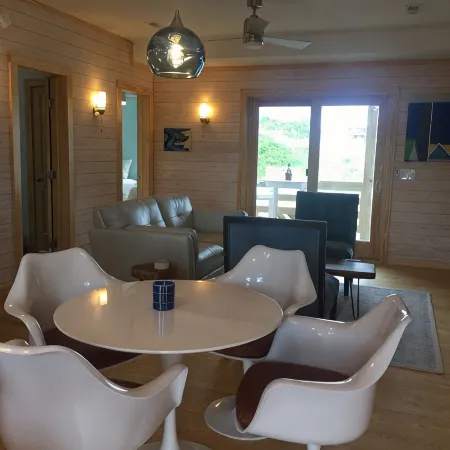 Superb apartment by the sea