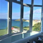 Gull Rock is a Frontline House above Porthmeor Beach,  with Amazing Sea Views - Balkoner