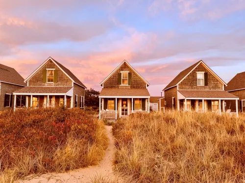Cottage #8 - Spectacular views of Cape Cod Bay on a private association beach! - WiFi
