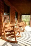Newly Remodeled, Close to the lake, hot tub, and game room - 3-Star