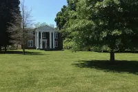 The Denny House - Homestays