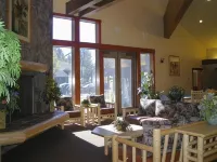 The Pines at Sunriver - 3-Star