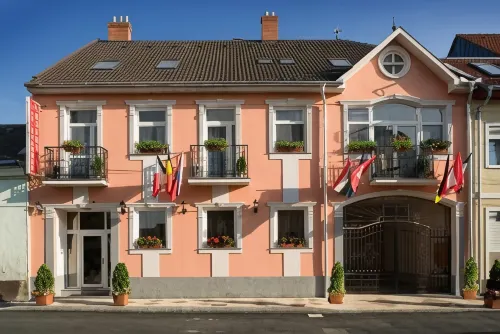 Hotel Isabell Győr - parking