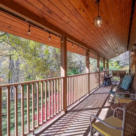 Hiking and Waterfalls at Bartram Trail Acres Chalet