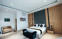Chevilly Resort & Camp - Mountain view