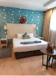 Blooming Suites - 4-Star