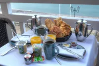 Hotel le Rayon Vert - breakfast