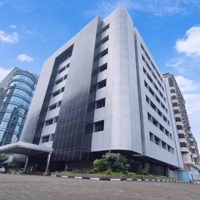 GiiA Sanno Pluit Hotels near Sea World