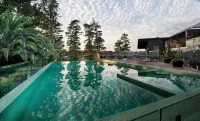 Jamala Wildlife Lodge - Pools