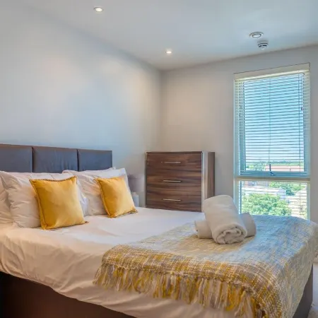 1BR Apt Near Heathrow By Tempstay
