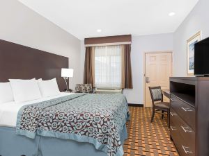 Days Inn & Suites by Wyndham Madisonville