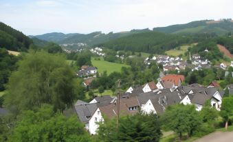 Haus Sonnenschein - Housity