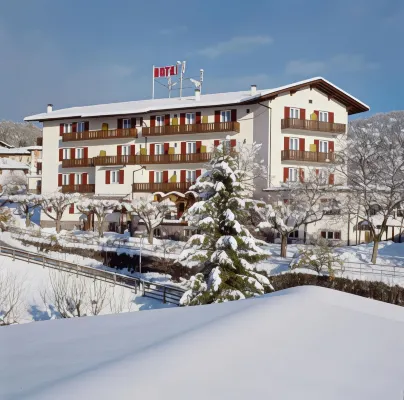 Hotel Panorama Wellness & Resort Hotels in Cavareno