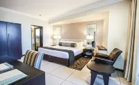 Blue Waters Hotel