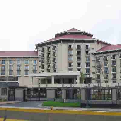 Radisson Blu Dhaka Water Garden Hotel Exterior