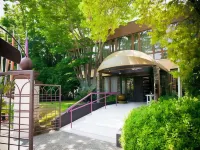 The Villa Hamanako Hotels in Kosai