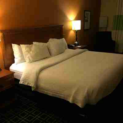 Fairfield Inn & Suites Valdosta Rooms