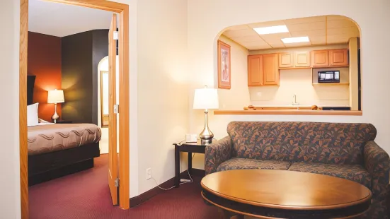 Quality Inn & Suites Ames Conference Center Near Isu Campus