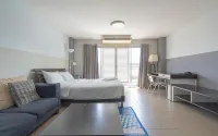 The Studio at Sathorn Terrace