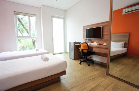 LeGreen Suite Kuningan Hotels in Jakarta