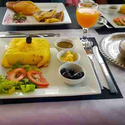 Hotel Swani Dining/Meeting Rooms