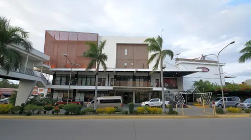 Viven Hotel