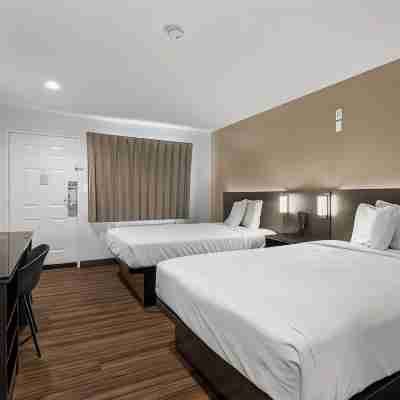 Studio 6 Suites Escondido CA Rooms