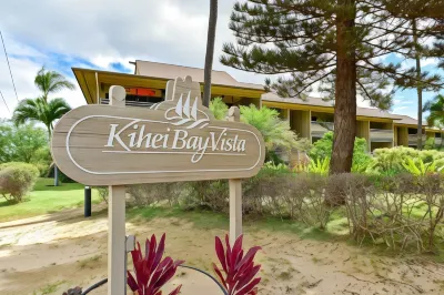 Kihei Condo Steps to Kalepolepo Beach Park!