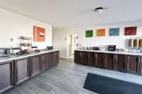 Travelodge by Wyndham Welland Hotels in Port Colborne