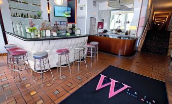 Whitelaw Hotel - Housity